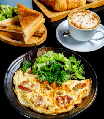 Karışık Omlet